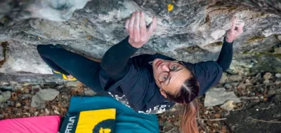 Jana Švecová entre dans l'histoire avec la première ascension du "Tokyo Drift" (V15/8C)