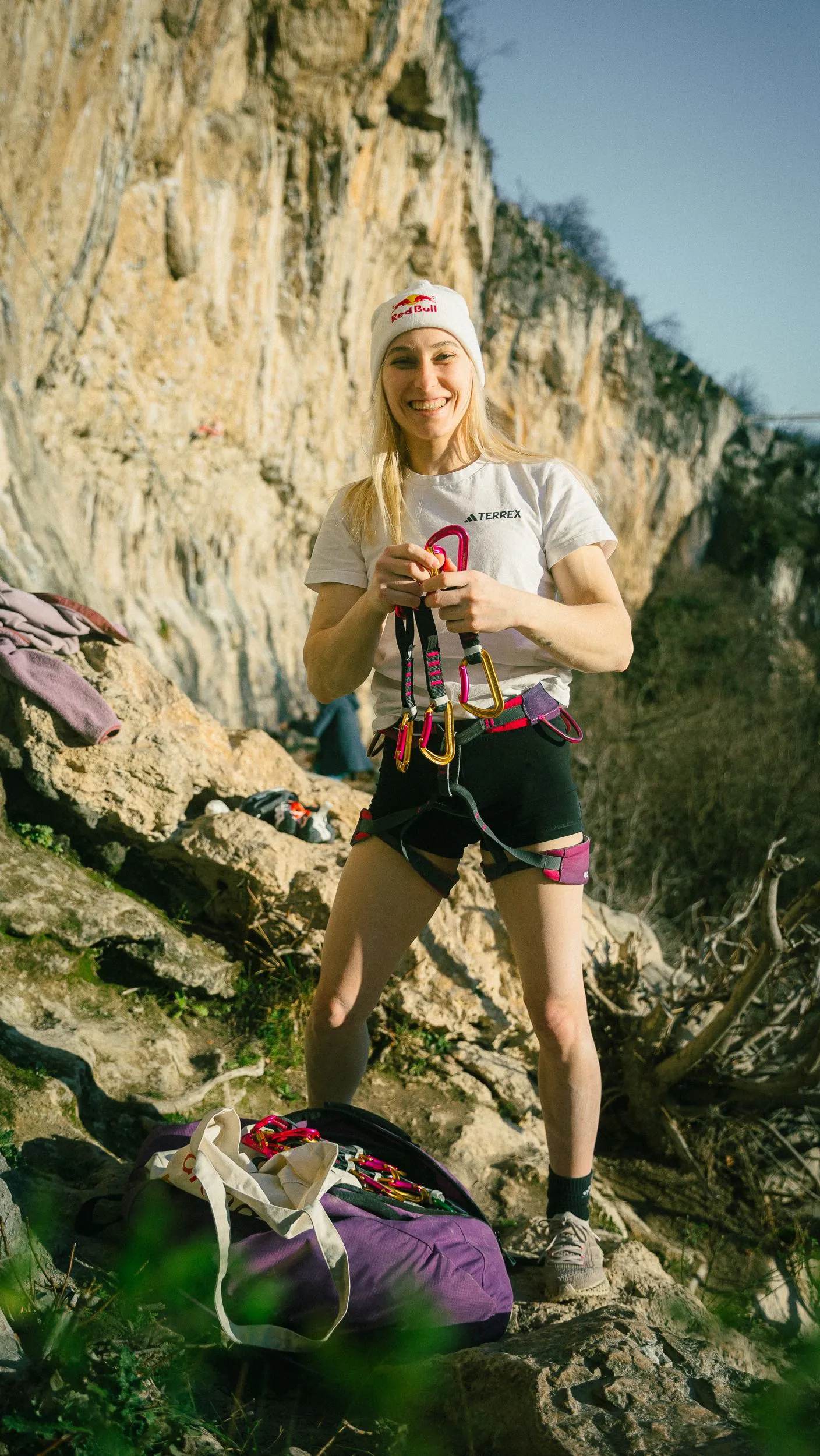 Janja Garnbret Onsights deux itinéraires 8c
