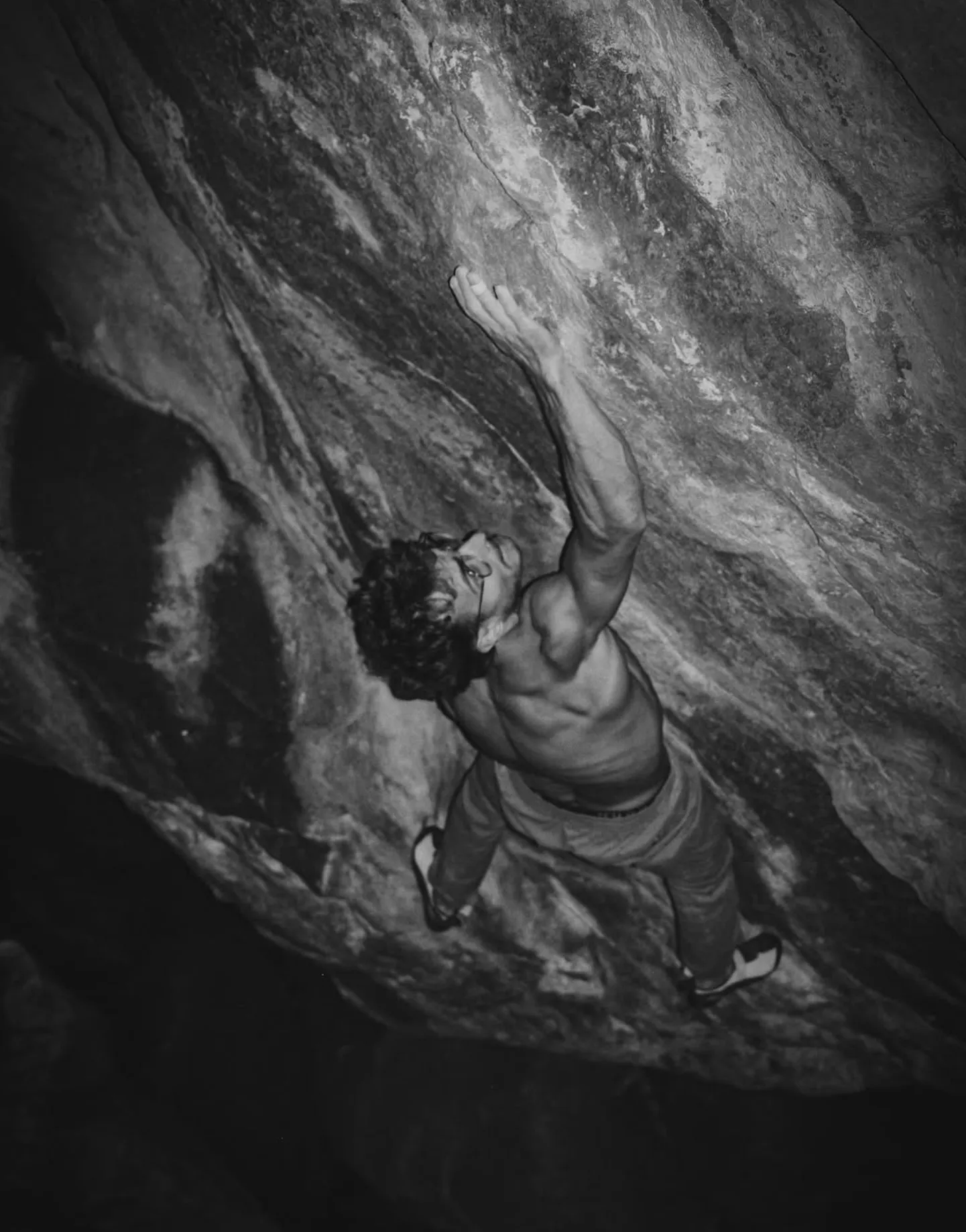 Yannick Flohé est entré dans l'histoire en lançant un bloc 8C, Foundations Edge, en Suisse, peut-être le tout premier flash à ce niveau.