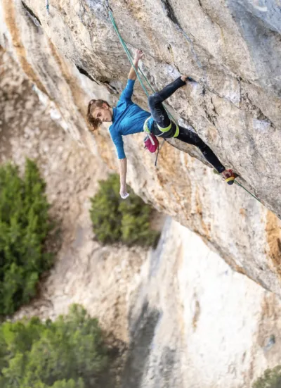 Laura Rogora hat die Route "Malkuth" (9a) erschlossen: Umbrien's neuer schwerster Teststück.