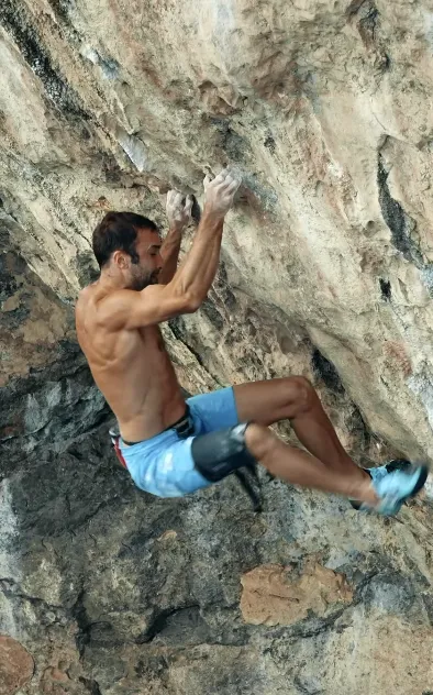 Chris Sharma crée un nouveau chef-d'œuvre du DWS : "Vision Quest"