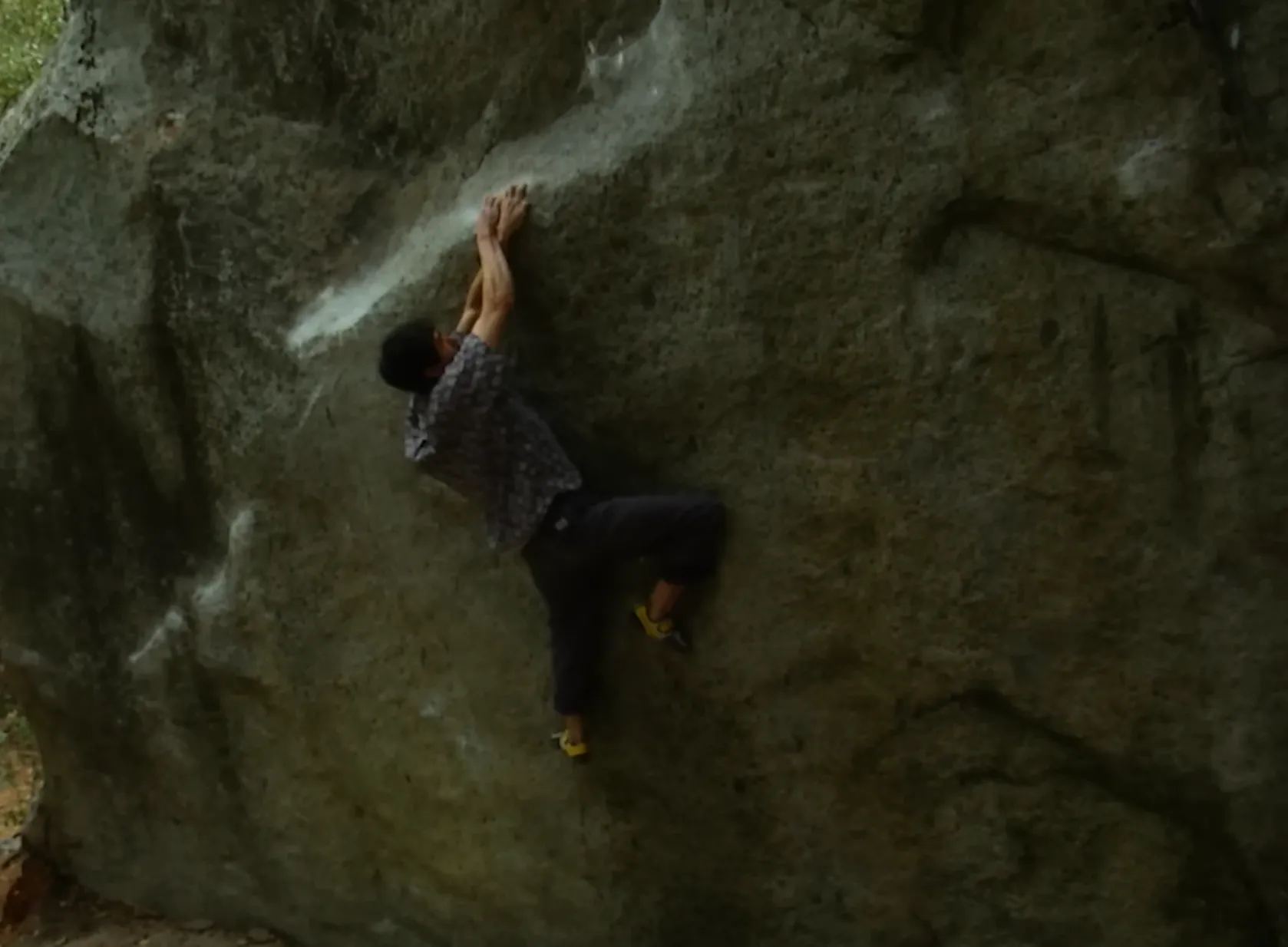 Video: Keenan Takahashi Claims Third Ascent of Yosemite's "The Dark Side" (V16)