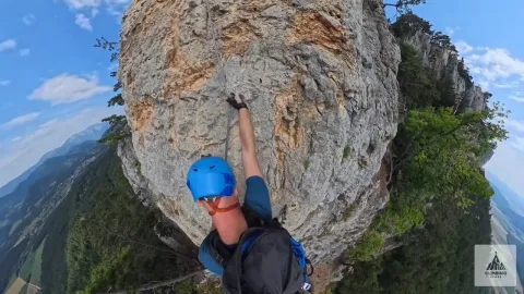 Gebirgsvereins - Klettersteig — Gutensteiner Alpen — Ferrata view 17/24