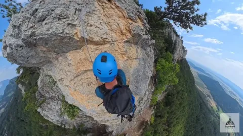 Gebirgsvereins - Klettersteig — Gutensteiner Alpen — Ferrata view 19/24